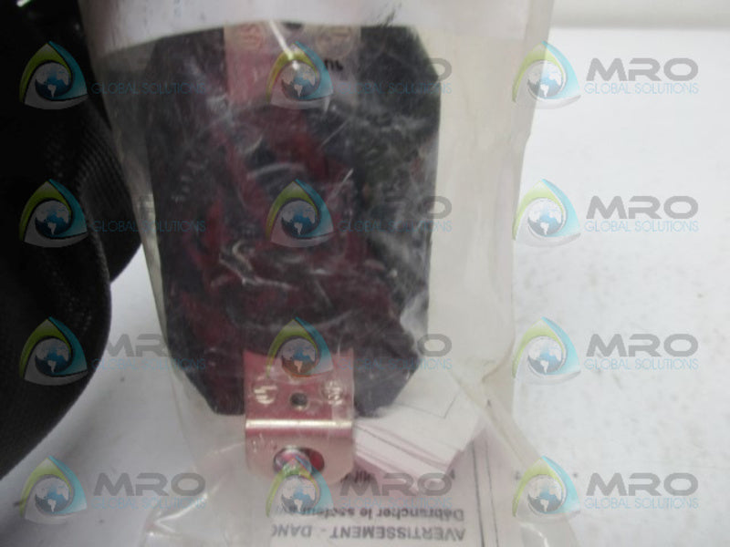 BRYANT 71630FR LOCKING RECEPTACLE * NEW IN FACTORY BAG *
