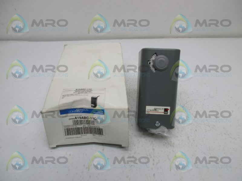 JOHNSON CONTROLS A19ABC-11C THERMOSAT IMMERSION HOT WATER CONTROL  NSMP