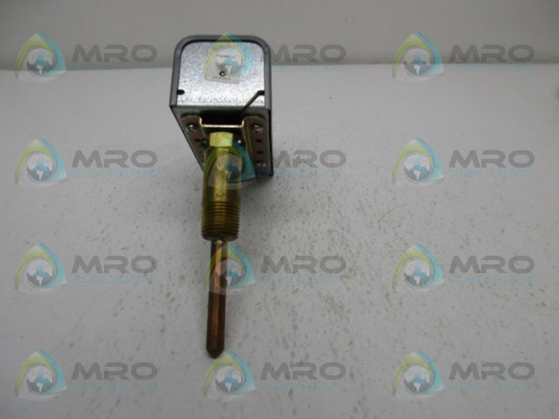JOHNSON CONTROLS A19ABC-11C THERMOSAT IMMERSION HOT WATER CONTROL  NSMP