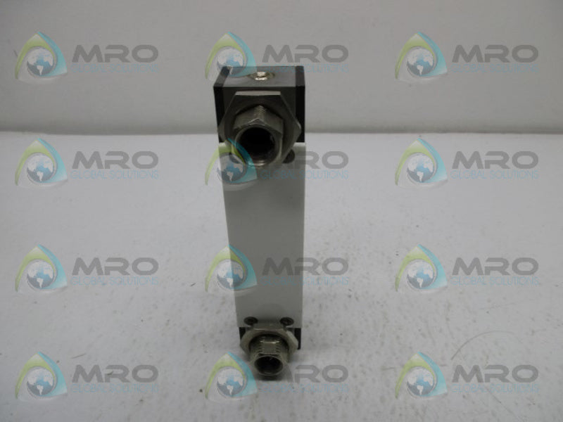 BROOKS 1350ELJ1ALA1A FLOW METER  NSNP