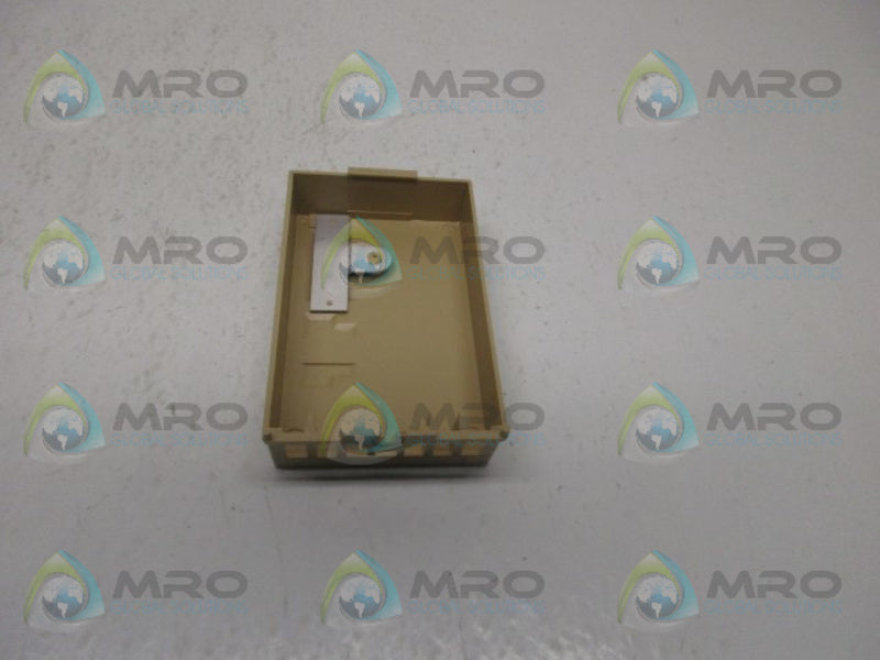 INVENSYS AT-14-403 COVER FOR ROOM THERMOSTAT  NSMP