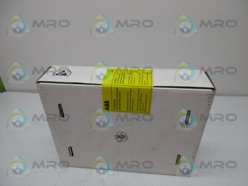 ABB SAFT-189-TSI INTERFACE BOARD * FACTORY SEALED *