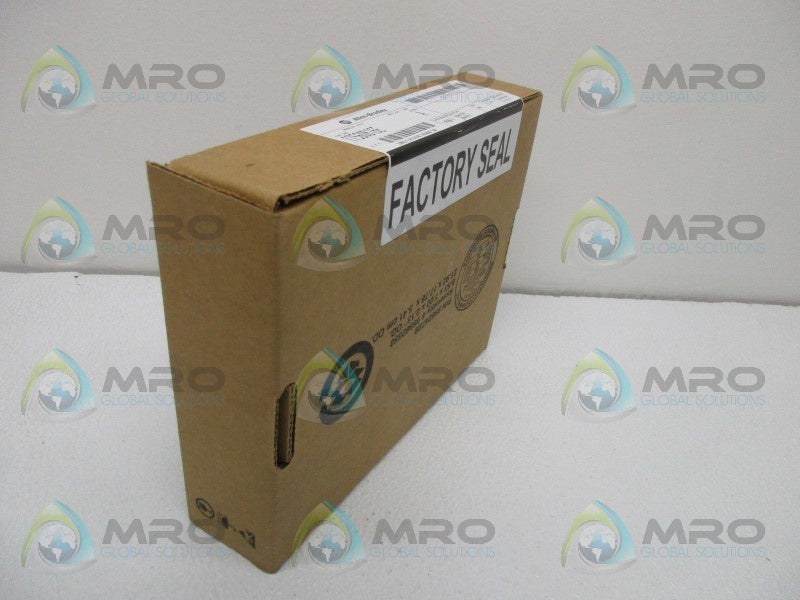 ALLEN BRADLEY CONTROLLOGIX 1756-OB16E SER. A F/W 2.4 * FACTORY SEALED *