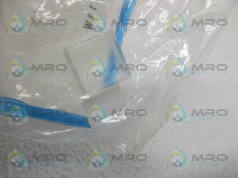 MICRO SWITCH AML51-A11W PUSHBUTTON SWITCH CAP WHITE * NEW IN FACTORY BAG *