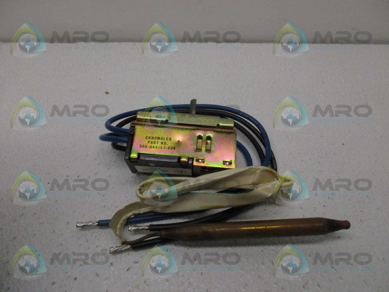 CHROMALOX 300-049197-004 THERMOSTAT  NSNP