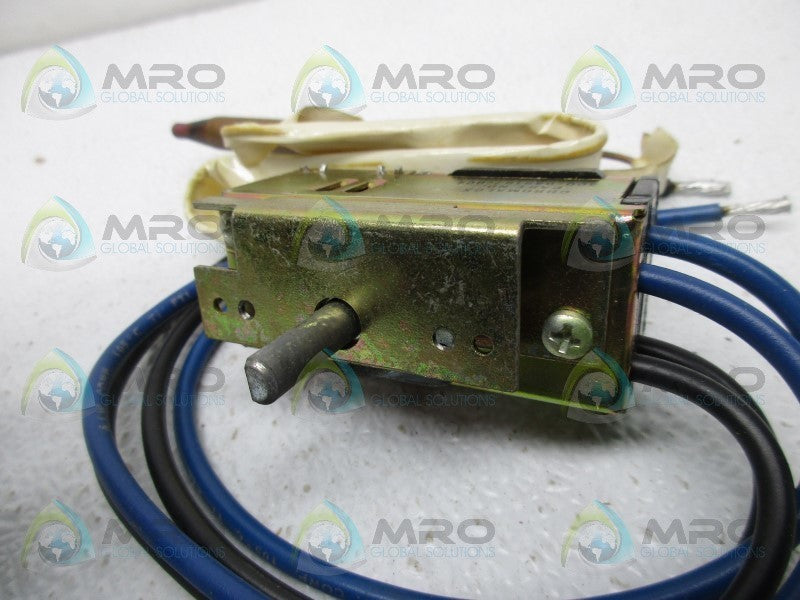 CHROMALOX 300-049197-004 THERMOSTAT  NSNP