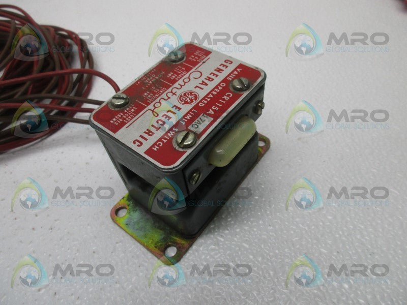 GENERAL ELECTRIC CR115A17AC VANE OPERATED LIMIT SWITCH  UNMP