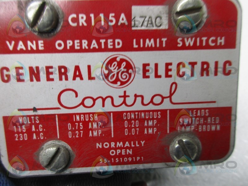 GENERAL ELECTRIC CR115A17AC VANE OPERATED LIMIT SWITCH  UNMP