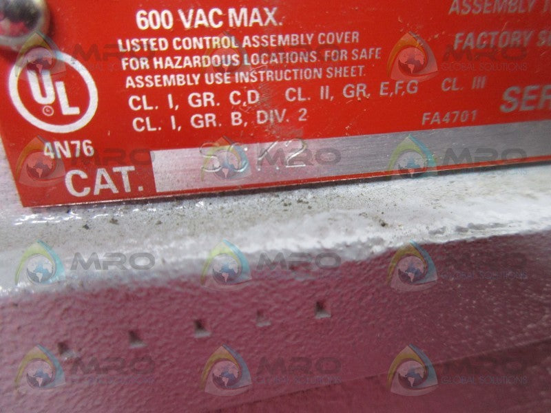 O-Z/GEDNEY SCAD12B2P3P START/STOP HAZARDOUS PUSHBUTTON STATION  NSNP