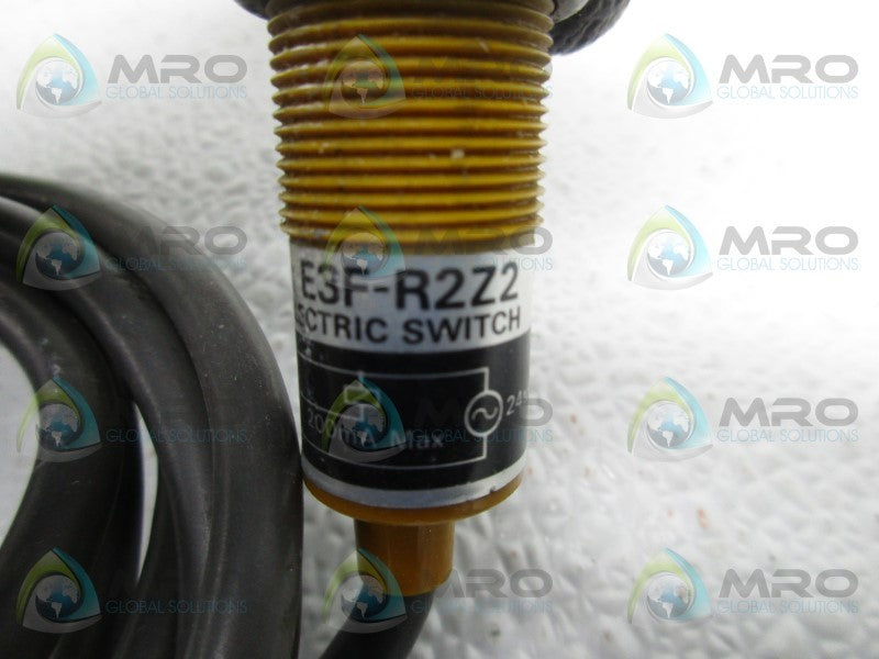 OMRON E3F-R2Z2 PHOTOELECTRIC SWITCH  UNMP