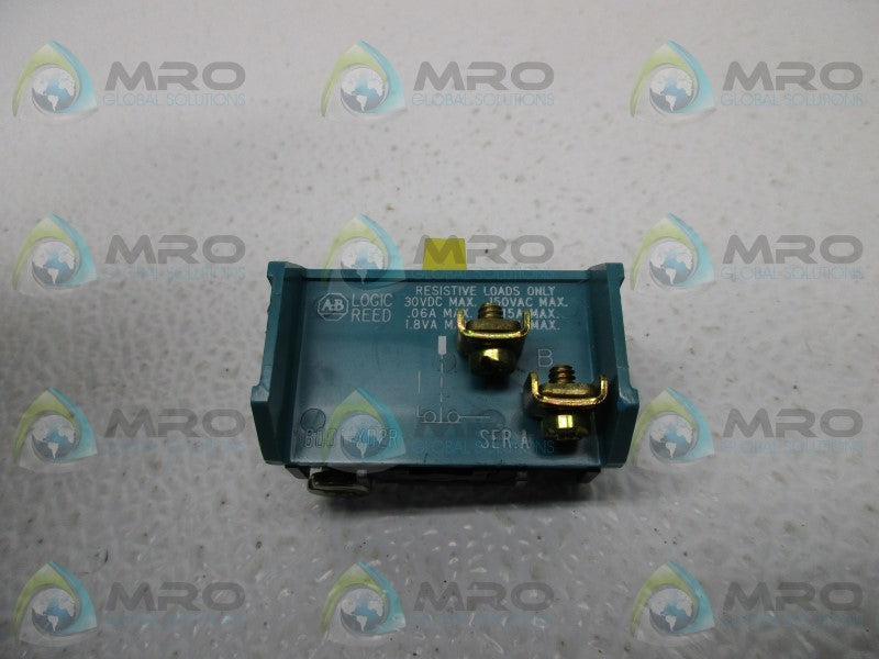 INDUSTRIAL SPARE PART 800T-XD2R SER. A CONTACT BLOCK  UNMP