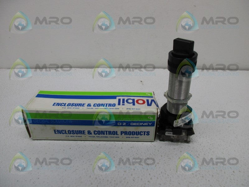 OZ GEDNEY SS231CD SELECTOR SWITCH 3POSITION  NSMP