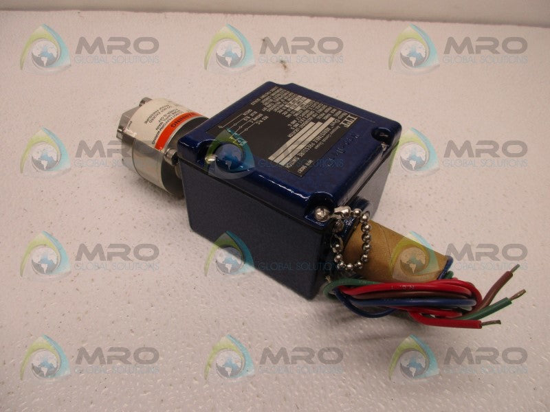 ITT 100P47C6CMS ADJUSTABLE PRESSURE SWITCH  NSMP