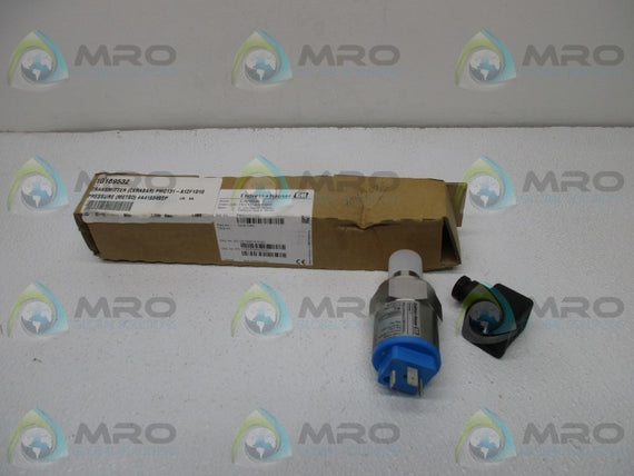 ENDRESS HAUSER PMC131-A12F1D10 PRESSURE TRANSDUCER * NEW IN BOX *