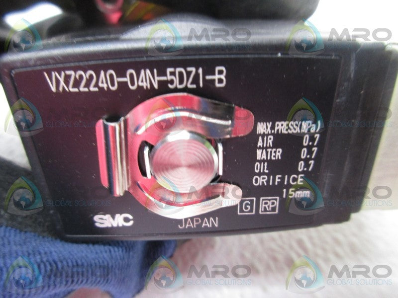 SMC VXZ2240-04N-5DZ1-B DIFFERENTIAL PRESSURE SOLENOID VALVE  NSNP