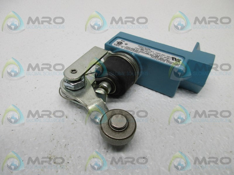 MICRO SWITCH BZV6-2RN2 LIMIT SWITCH (AS PICTURED)  NSNP