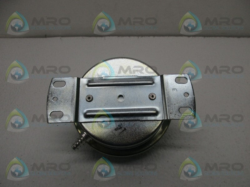 TDI FS4428-700 PRESSURE SWITCH  UNMP