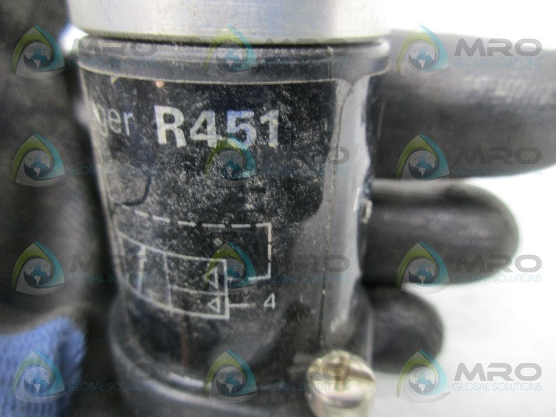 CLIPPARD R451 4-WAY VALVE UNMP