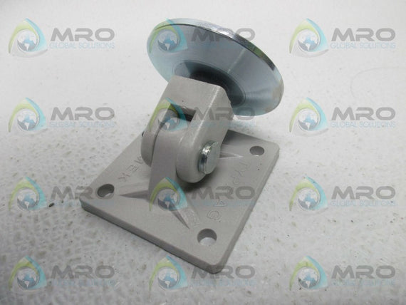ELOMEK TYPE AG MAGNET DOOR HOLDER * NEW NO BOX *