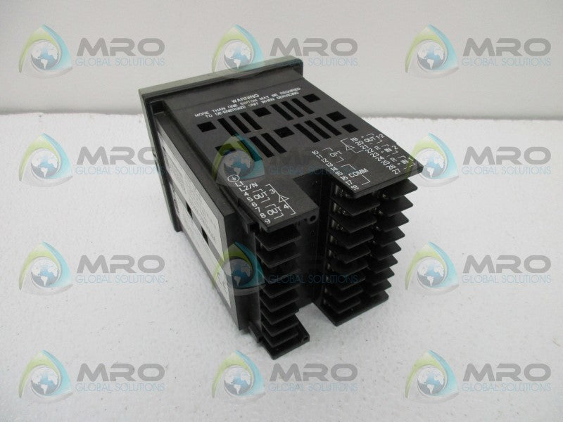 HONEYWELL DC3200-EE-100R-100-10000-00-0 TEMPERATURE CONTROLLER  NSNP