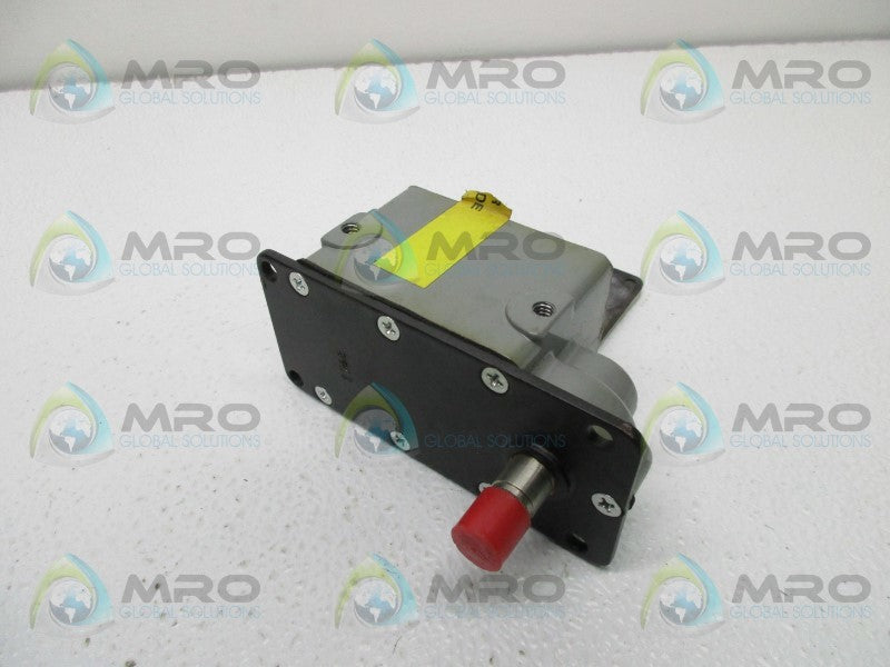 NAMCO EA08043130 SNAP LOCK LIMIT SWITCH (MISSING ACCESSORIES)  NSNP