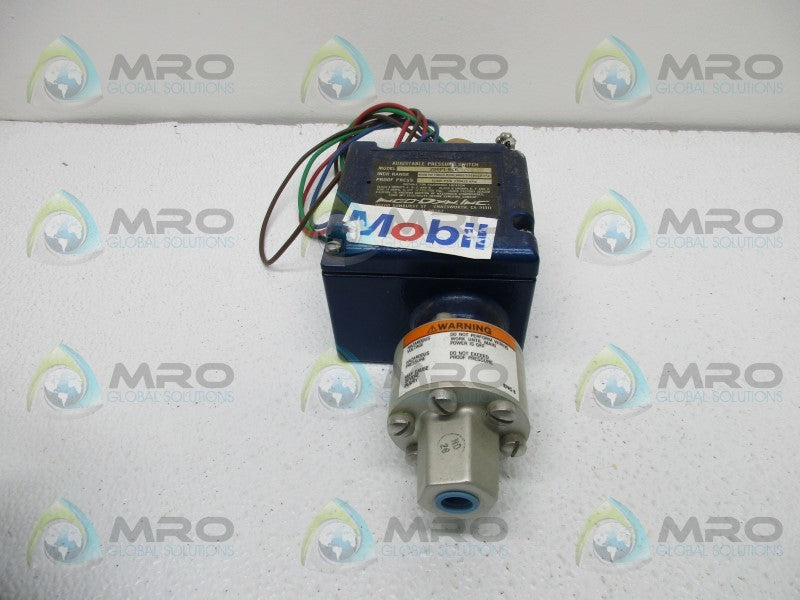 ITT 200P1-8C6 ADJUSTABLE PRESSURE SWITCH  NSNP