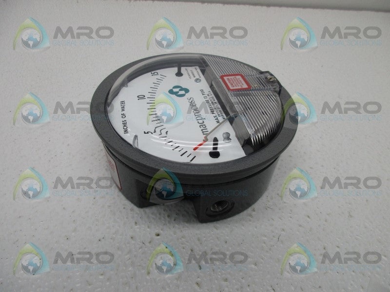 DWYER 193605-00 PRESSURE GAUGE  NSNP