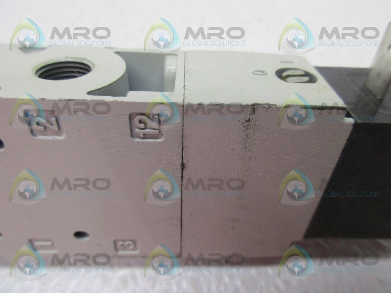 NUMATICS L11BB652B000061 SOLENOID VALVE (AS PICTURED)  UNMP
