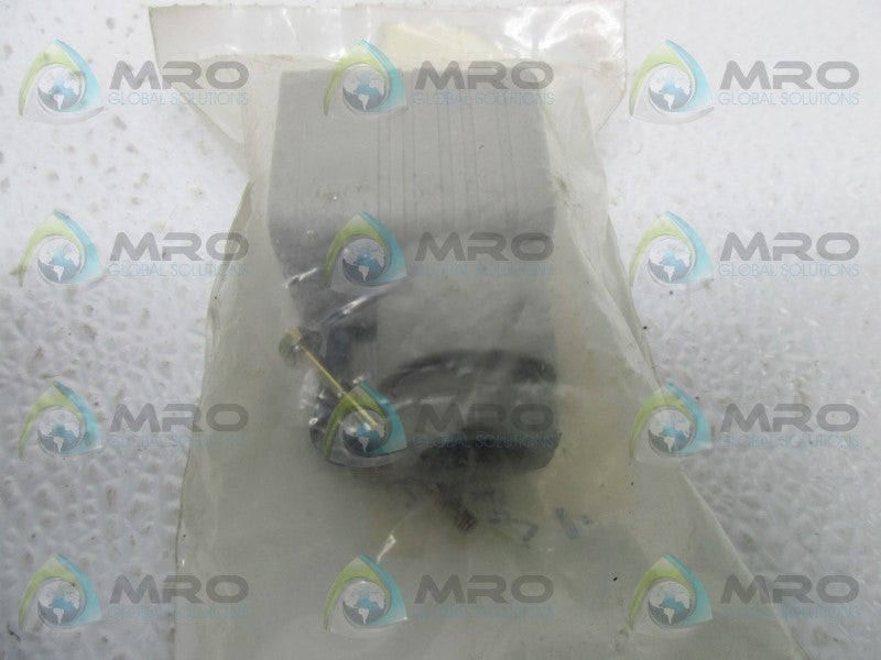 RS 931957106 226-4341 GREY APPLIANCE PLUG  NSMP