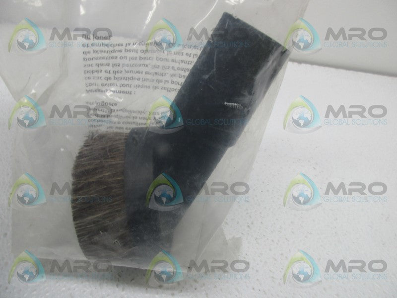 DAYTON 2NYE6 POLY ROUND BRUSH 3" * NEW IN FACTORY BAG *