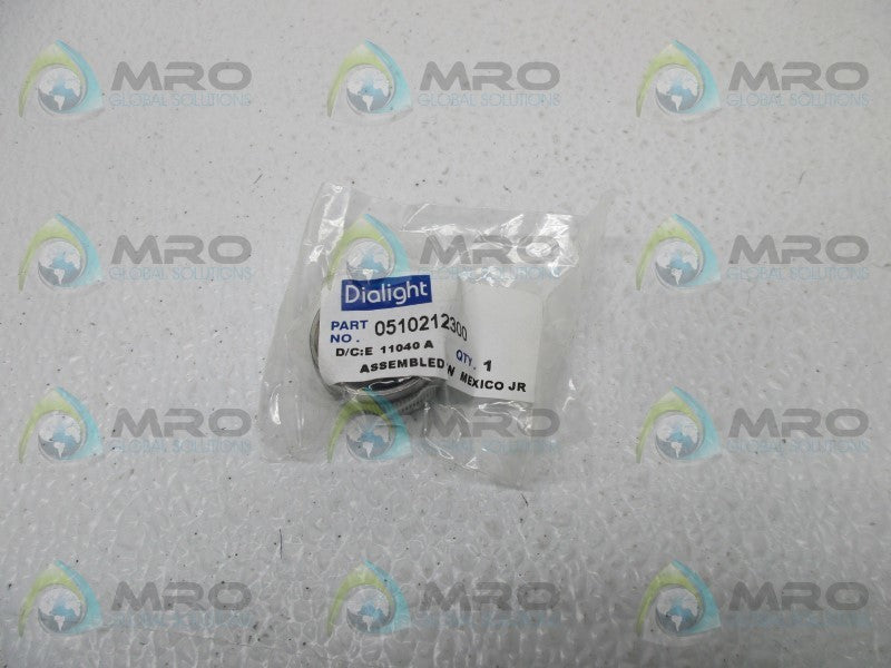 DIALIGHT 0510212300 LENS CAP (GREEN(  NSMP