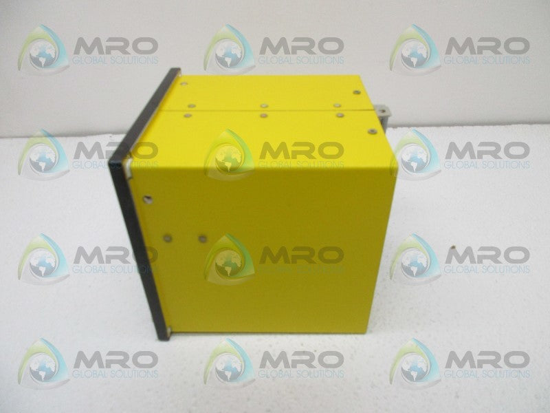 NOVAR 200 NV26S6D005 CAPACITOR CONTROLLER  NSNP