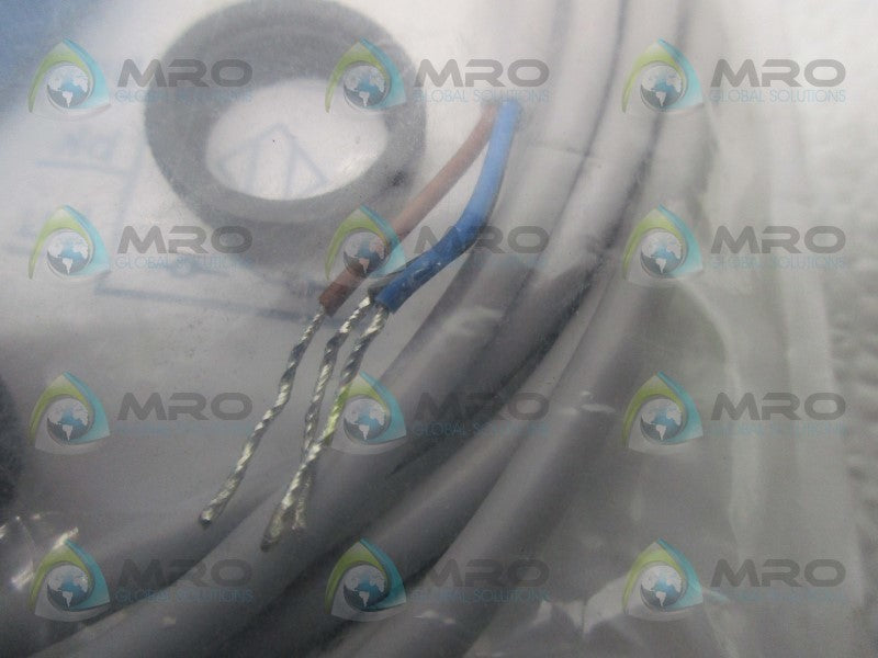SICK VL18-2T2162 PHOTOELECTRIC SENSOR * NEW IN FACTORY BAG *