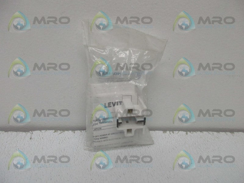 LEVITON 3ZK93 FLUORESCENT LAMPHOLDER  NSMP