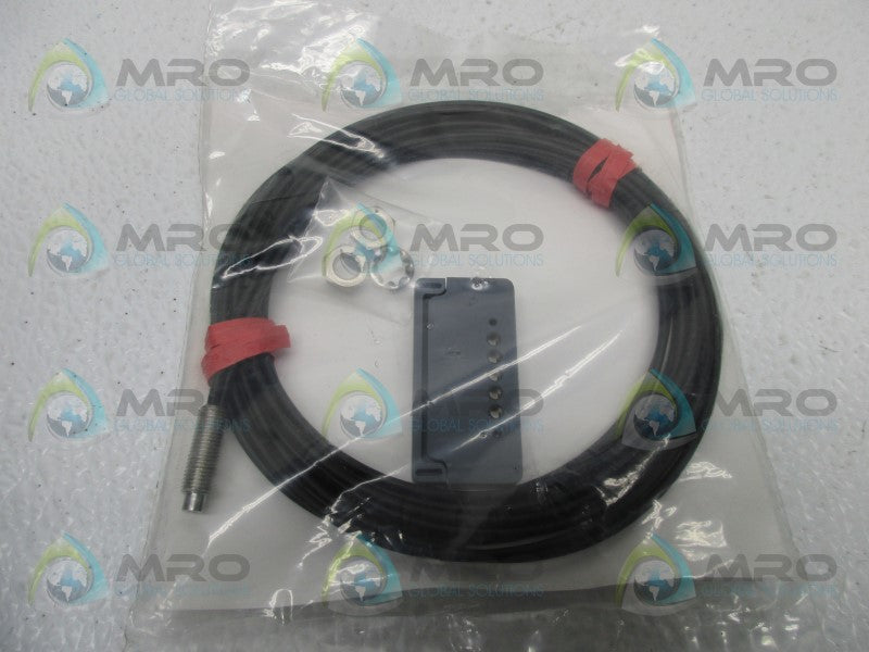 HONEYWELL HPF-D002-H PHOTOELECTRIC PLASTIC FIBER OPTIC * NEW IN FACTORY BAG *