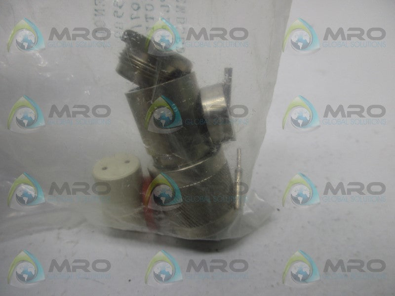 AMPHENOL 082-5589 TWINAXIAL PLUG  NSMP