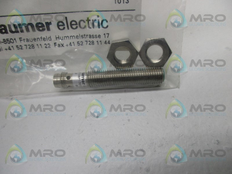 BAUMER IFRM08P1701/S35L PROXIMITY SWITCH * NEW IN FACTORY BAG *