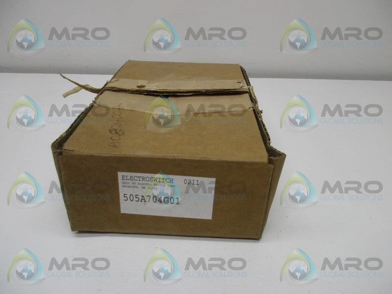 ELECTROSWITCH 505A704G01 VOLTMETER  NSMP