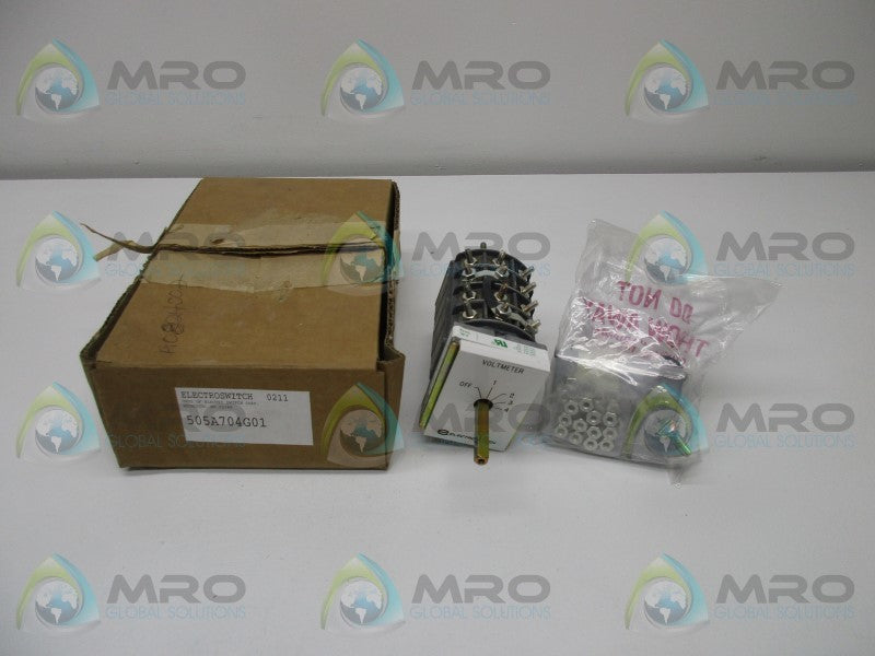 ELECTROSWITCH 505A704G01 VOLTMETER  NSMP