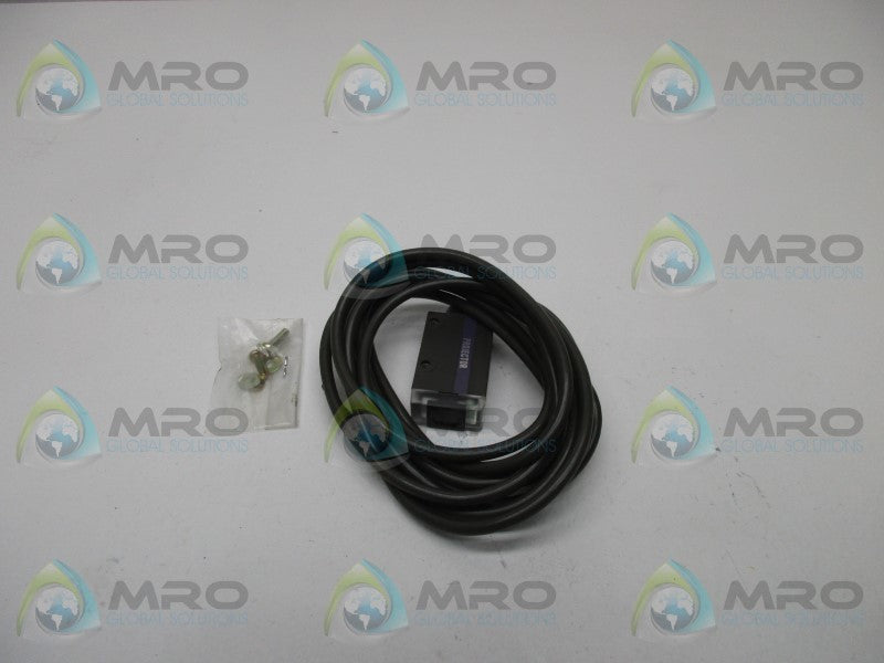 HOKUYO PX1-E PHOTOELECTRIC PROJECTOR SENSOR  NSNP
