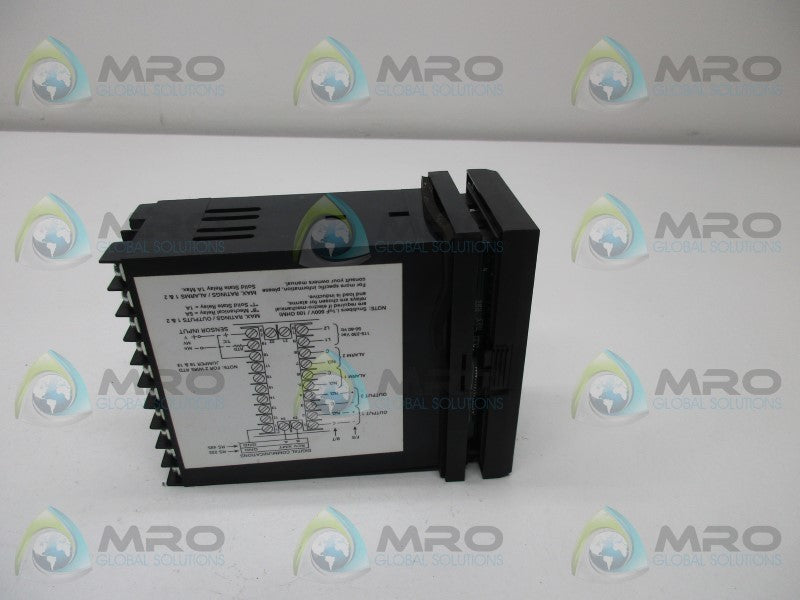 ATHENA 18CTTTB0B000-EO TEMPERATURE CONTROLLER  UNMP