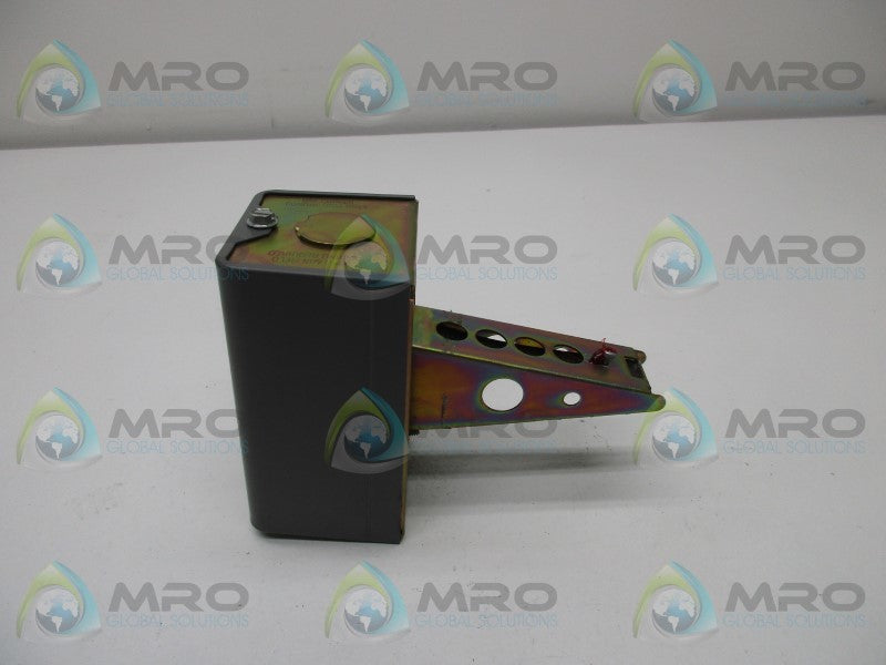 HONEYWELL L4029E1045 LIMIT CONTROL  NSNP