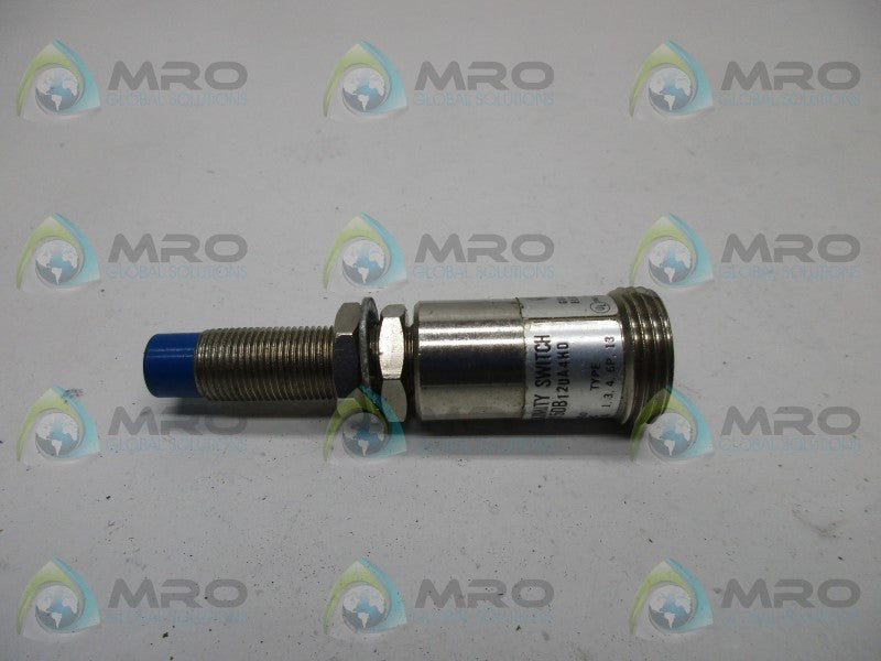 GENERAL ELECTRIC CR215DB12UA4HD PROXIMITY SWITCH  UNMP