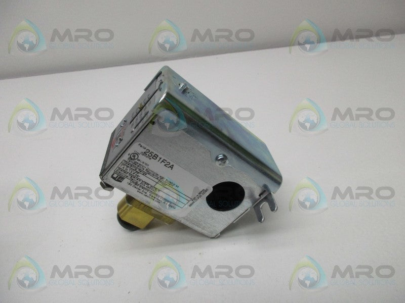 UNITED ELECTRIC 25B1F2A PRESSURE SWITCH  NSMP