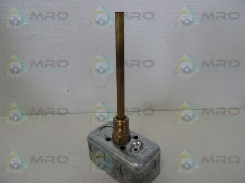 HONEYWELL T7008A1042 PLATINUM IMMERSION SENSOR * NEW IN FACTORY BAG *