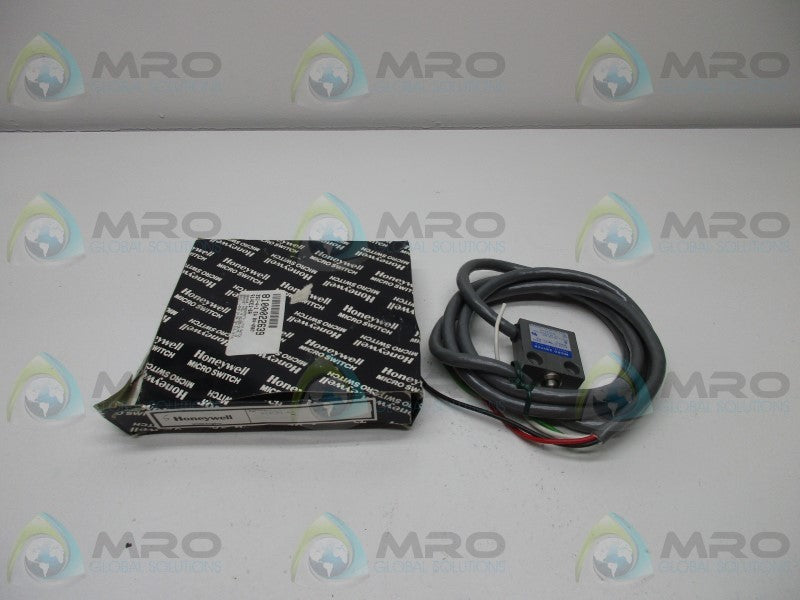 MICRO SWITCH 914CE1-6A LIMIT SWITCH  NSMP