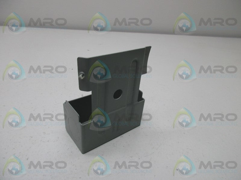 WIREMOLD G-3010AE ENTRANCE END FITTING  NSMP