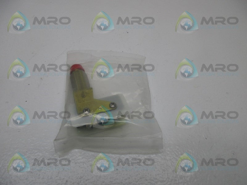 UNITED ELECTRIC J40-15665 PRESSURE SWITCH * NEW IN FACTORY BAG *
