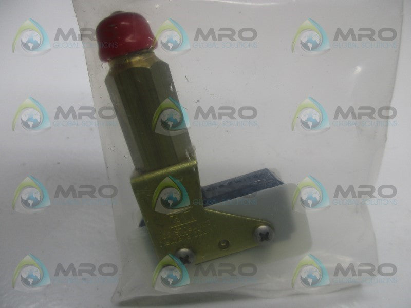 UNITED ELECTRIC J40-15665 PRESSURE SWITCH * NEW IN FACTORY BAG *