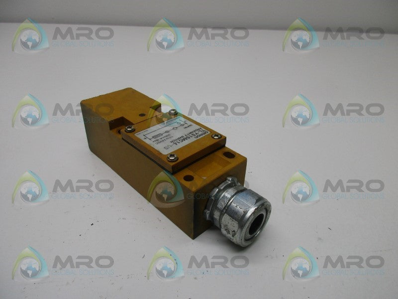 OMRON TL-YS15MC14-US PROXIMITY SWITCH  UNMP